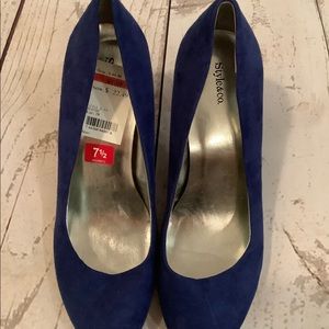 NWT 🌟 Faux Suede Indigo Heels